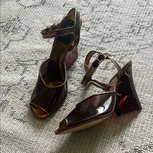 Marc Jacobs Runway Elegant Bronze Peep-Toe Heels
